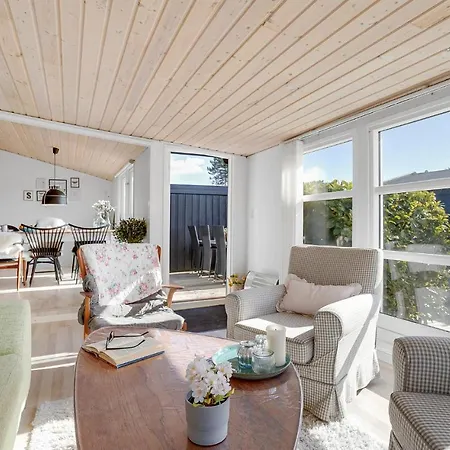 Σπίτι διακοπών 3 Bedroom Cozy In Rødby