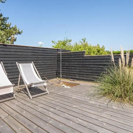 3 Bedroom Cozy In * Rødby